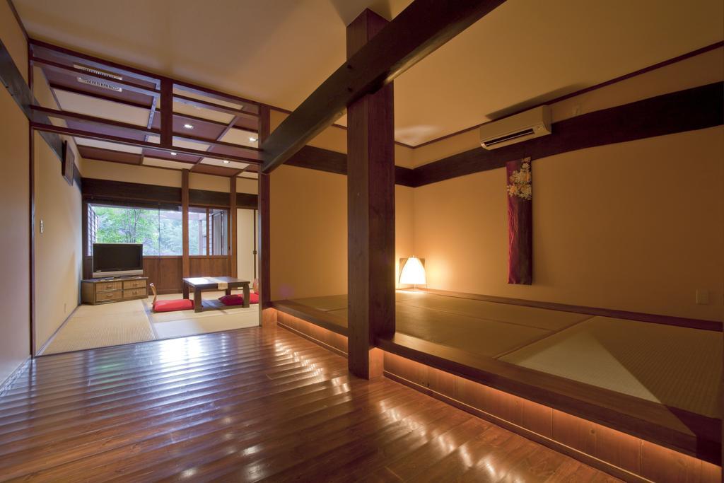 Hotel Tokiwaso à Miyakonojō Chambre photo